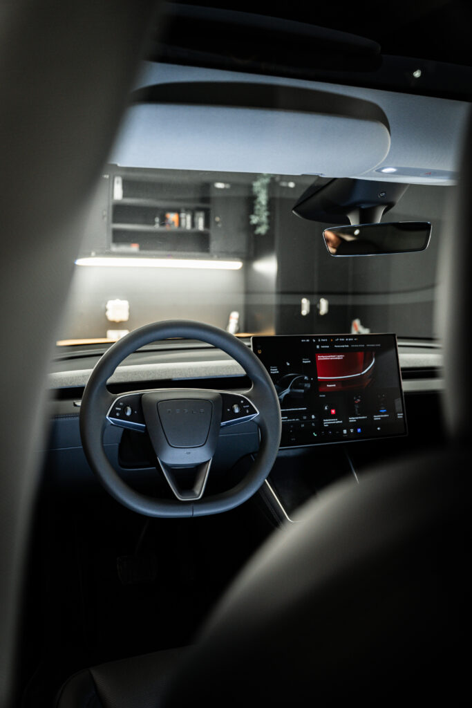 lepiej-manufaktura-tesla-srebrny-projekt3