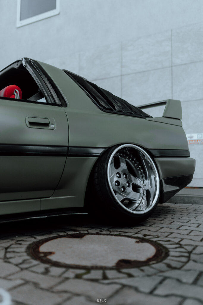 lepiej-manufaktura-toyota-czerwony-projekt4