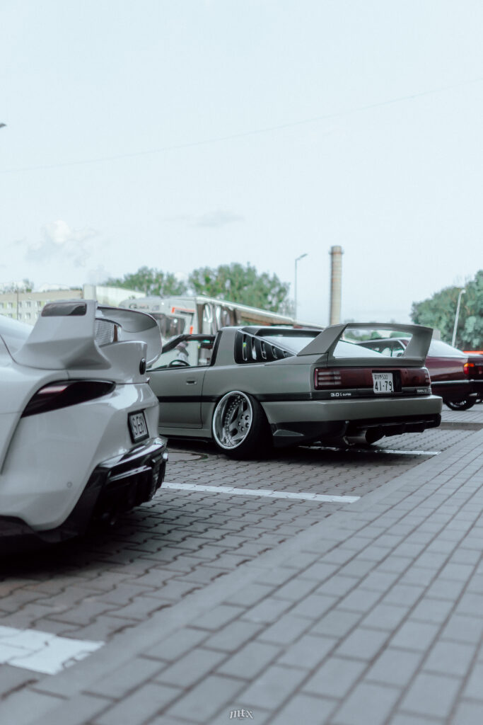 lepiej-manufaktura-toyota-czerwony-projekt5