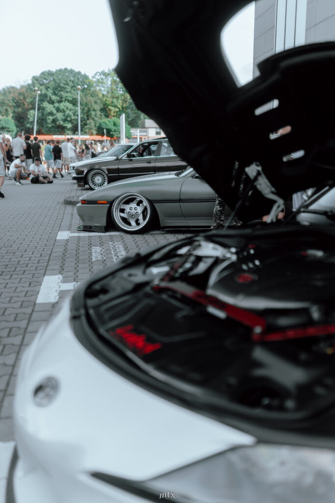 lepiej-manufaktura-toyota-czerwony-projekt6