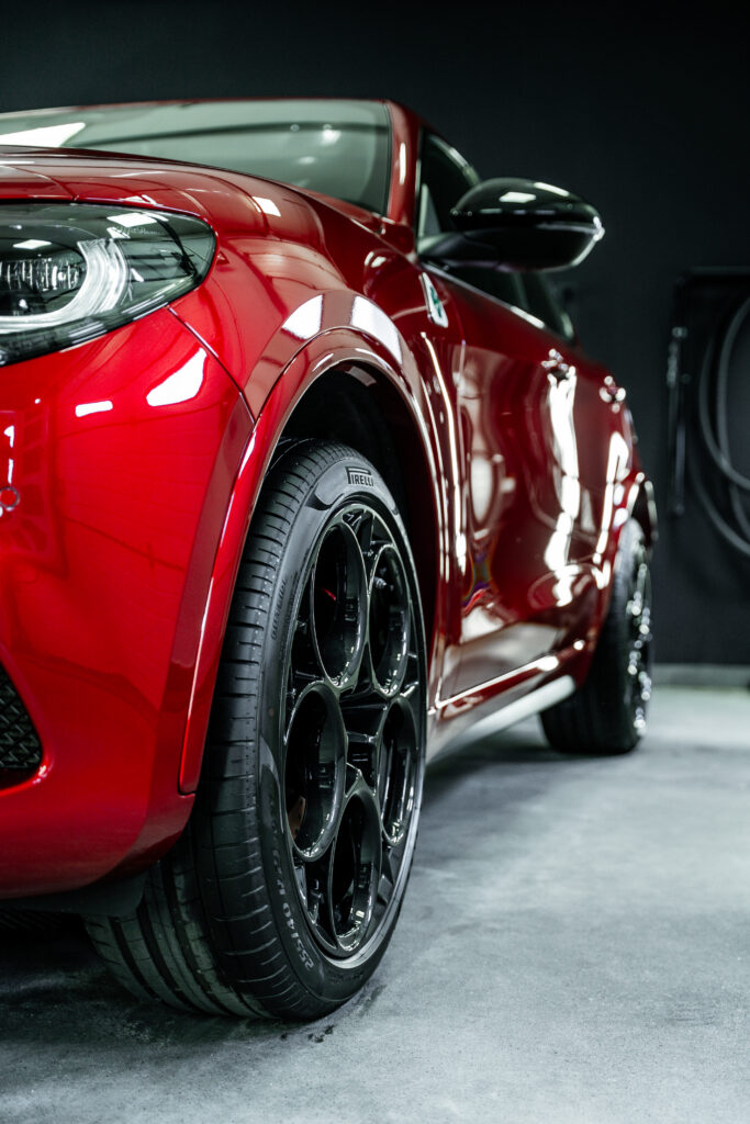 lepiej-manufaktura-alfaromeo-czerwony-projekt5